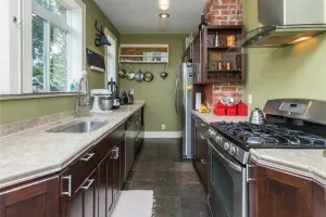 Image of Gorgeous Home With Sauna Sleeps 7