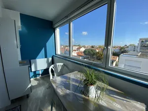 Image of Apartment near beaches and shops