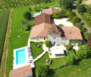 Image of Gîte Lou Prat sleeps 8 to 10 with private pool