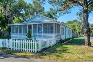 Image of Cedar Cottage - Historic Charm in Cedar Key