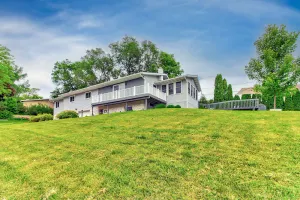 Image of Premium 3BR 3BA with Hot Tub & Pool, near all of LaCrosse's Top Rated Activities