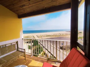 Image of Appartement T2 Mezzanine - Proche Plage & Commerces - Parking privatif - 5 Pers - FR-1-795-49