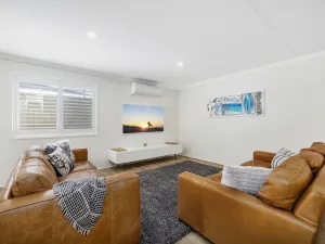 Image of Buddina Deluxe 3 Bedroom Family Getaway House