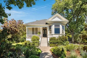 Image of Stoddard House ~ Walk to Downtown Napa