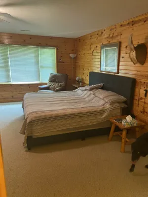 Image of Peaceful Cabin located in beautiful Des Moines River valley