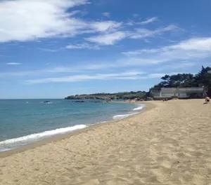 Image of 100 m Beach, Luxury residence with private parking, concierge and lift