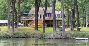 Image of Earls Landing -Riverfront Cottage!