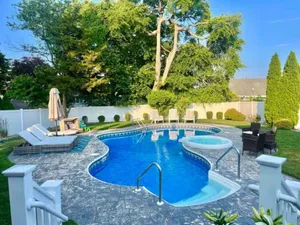 Image of Toddler Friendly, toys, boardwalk, beach, downtown, POOL, & clean! You get ALL!