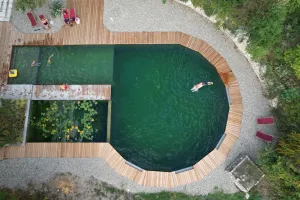 Image of Grand Gîte Les Cabanes de Fallot pour 19 personnes - piscine naturelle