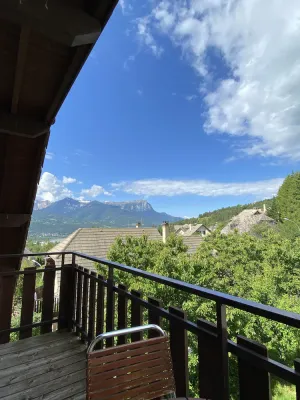Image of Appartement à Proximité du Plan D'eau