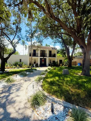 Image of Perfect & Private - 2 lg bedrooms, huge kitchen, hot-tub & more \"Summer Special\"