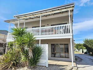 Image of Three Sisters - 12 O'Byrne Avenue