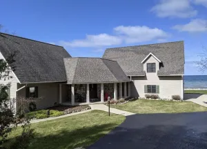 Image of Huge Family Lake Michigan Vacation Home, 6 bedrooms. Amazing Views!