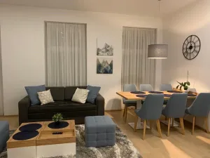 Image of Modern 3 Bedroom Apartment in City Center