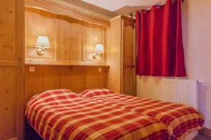 Image of 200m from resort center, swimming pool, sauna, hammam, balcony, parking, tv, ski locker, 50m²