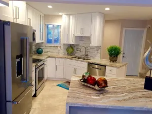Image of 1 block to Ocean-Deerfield Beach Townhouse 3\/2. 5