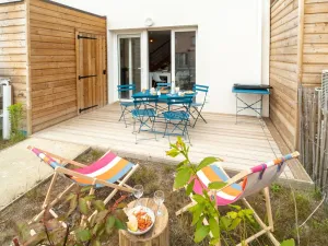 Image of Cosy apartment for 5 people with WIFI, A\/C, pool, TV, terrace, pets allowed and parking