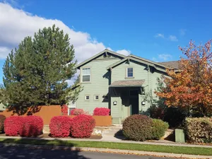Image of Walk To Old Mill District - Spacious Well-Appointed Town Home\/Private Courtyard