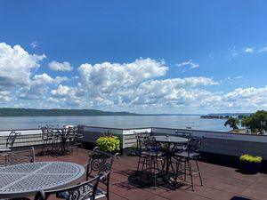 Image of Gorgeous Lake Pepin Views!