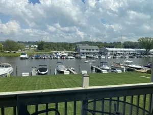 Image of Riverfront Retreat! Walk to Downtown\/Near Beaches!