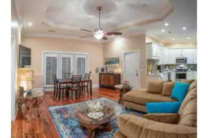 Image of Luxurious and Upscale 2 Bedroom Home Apartment with Huge Office