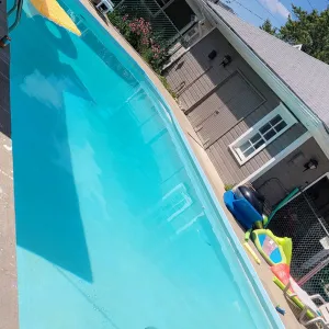 Image of Pool with 5 beds downtown