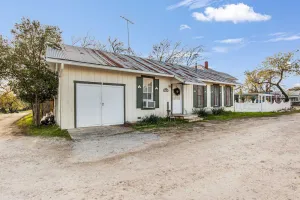 Image of Carriage Inn - Cottage