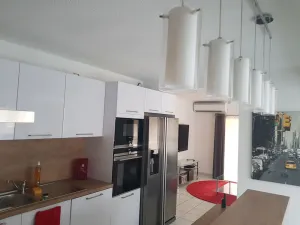 Image of Appart ARCAIM, climatisé 90m2, 4 chambres, à 200m de la plage