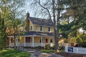 Image of Vintage Luxury Retreat
