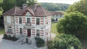 Image of VILLAS DU PARC EN BOURGOGNE, 20 pers, 5*, European Ecolabel