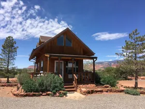 Image of Torrey Pines Cozy Cabin!