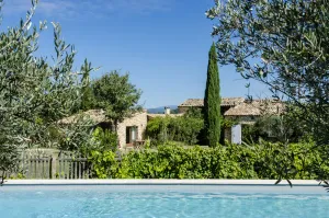 Image of Charming house with swimming pool in the middle of vineyards in Luberon