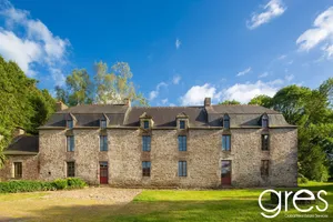 Image of 17th-century family manor house, 400 m2, for real relaxation in the countryside