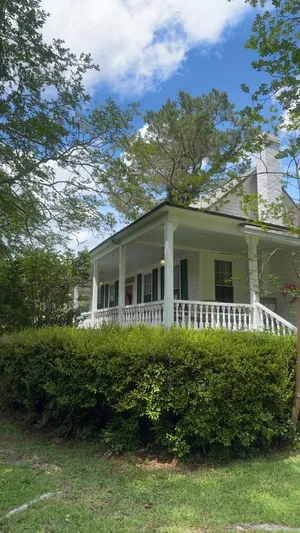 Image of Vintage Victorian Farmhouse