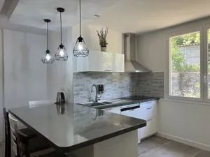 Image of pretty detached house