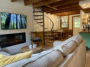 Image of Beautifully renovated with fireplace and coffee bar