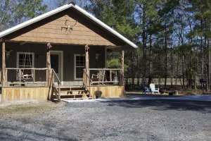Image of Broken Wire Cabin--Peaceful, private and safe country experience!