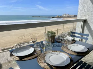 Image of Accès direct à la Plage + Garage fermé