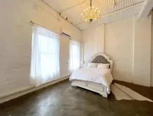 Image of ◆UNIQUE◆ spacious LOFT with photo studio w\/d!