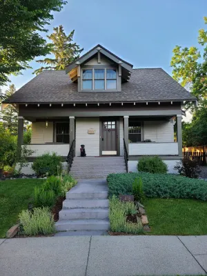 Image of Elegant, Recipient of Historic Preservation Award! 2 Blocks From Downtown .