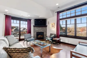 Image of Downtown Condo on Railway  | 2 Bed, 2 Bath