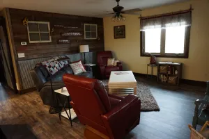 Image of Farmhouse Flair Close to Town