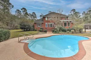 Image of Spacious Statesboro House with Private Pool!