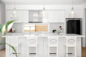 Image of Luxury House with Pool, close to CBD