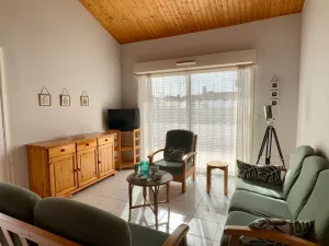 Image of Spacious Peaceful House 300m from Demoiselles Beach