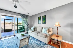 Image of Lakefront 117
