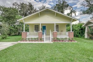 Image of Beautiful 2Br Historic Bungalow located downtown