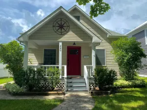 Image of Eastside Modern Farmhouse in downtown Kalispell