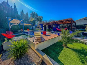 Image of Le Petit Majorelle Français, with swimming pool and garden near city center