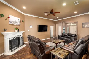 Image of Perfect Stay in Ranch-like House with Huge Backyard!